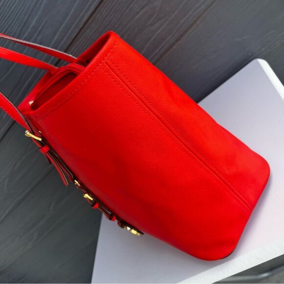 Michael Kors Jet Set Red Voyager Raven Saffiano Large Laptop Work Bag - Picture 3 of 10